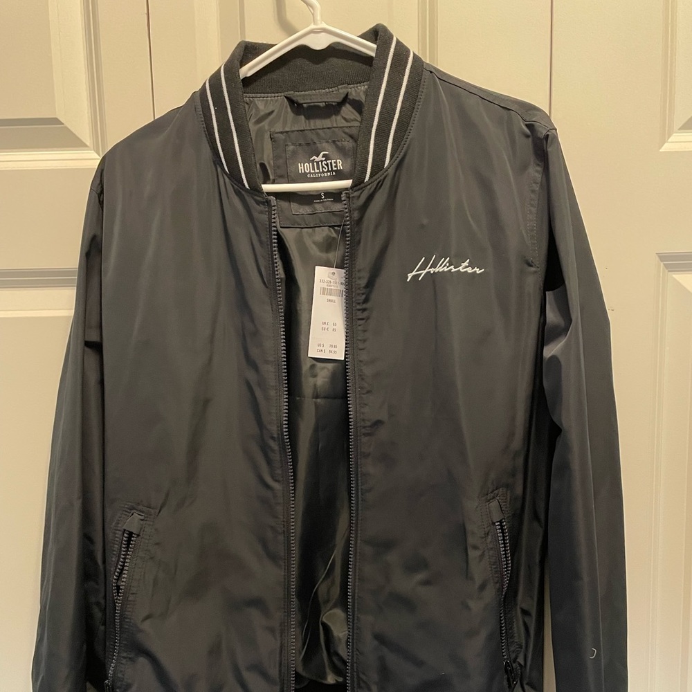 Hollister Black Jacket size S  NWT